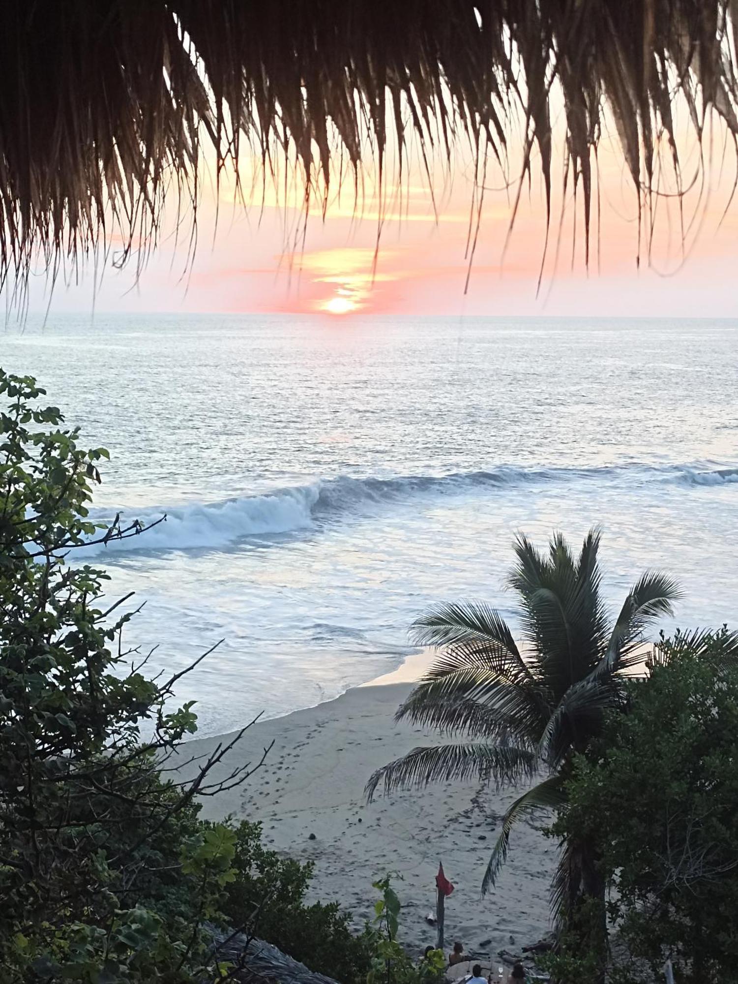 מלון מזונטה Punta Sur, Frente Al Mar Y El Atardecer מראה חיצוני תמונה